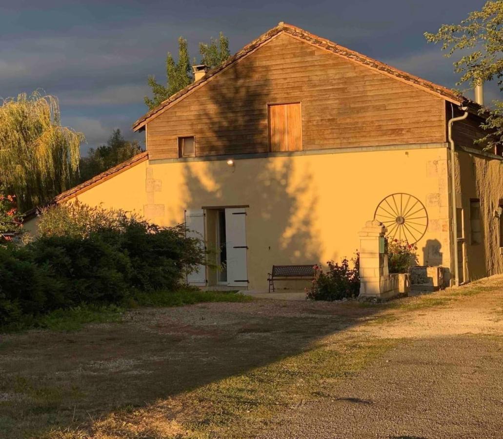 Country Villa For 19 Pool Cinema Football Pitch Verteillac Kültér fotó